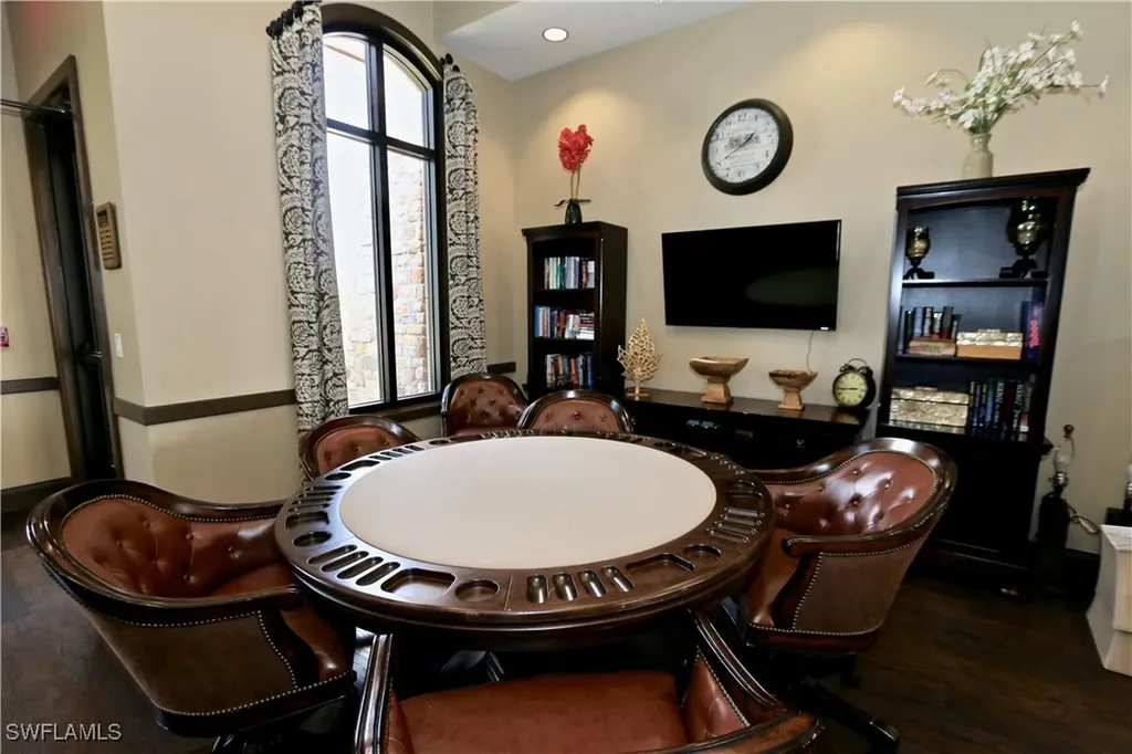 8437 Rosa Court Naples FL 34114