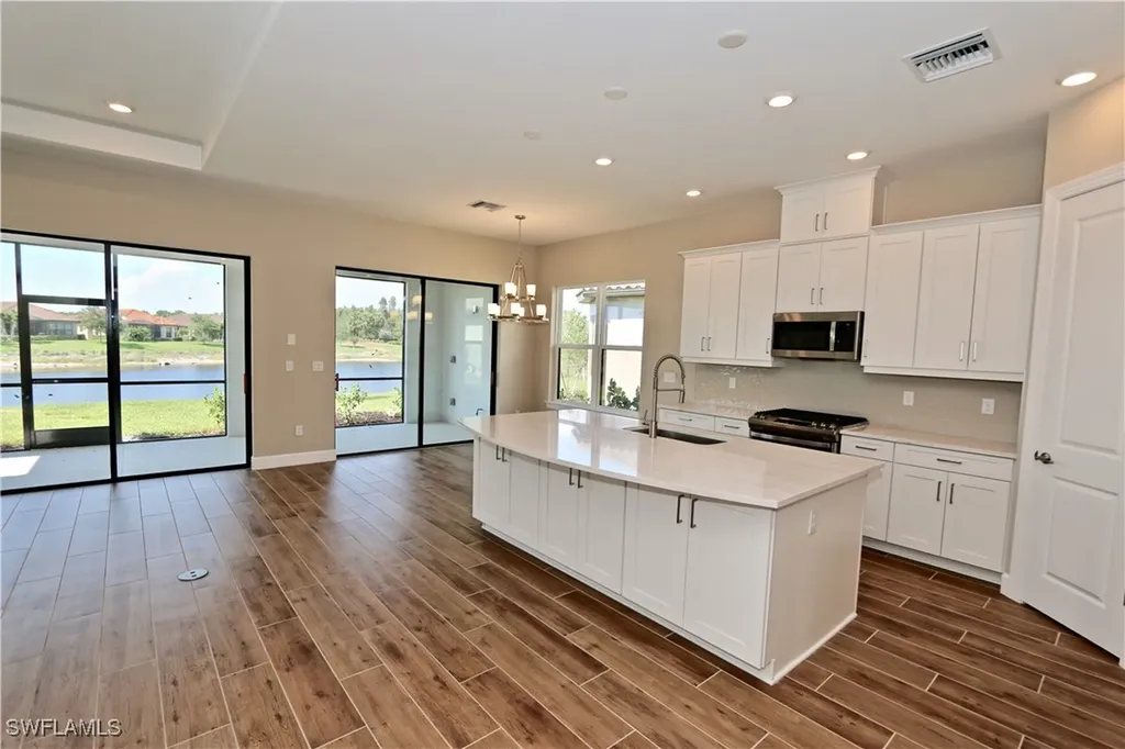 8437 Rosa Court Naples FL 34114