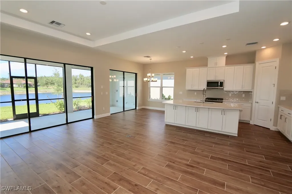 8437 Rosa Court Naples FL 34114
