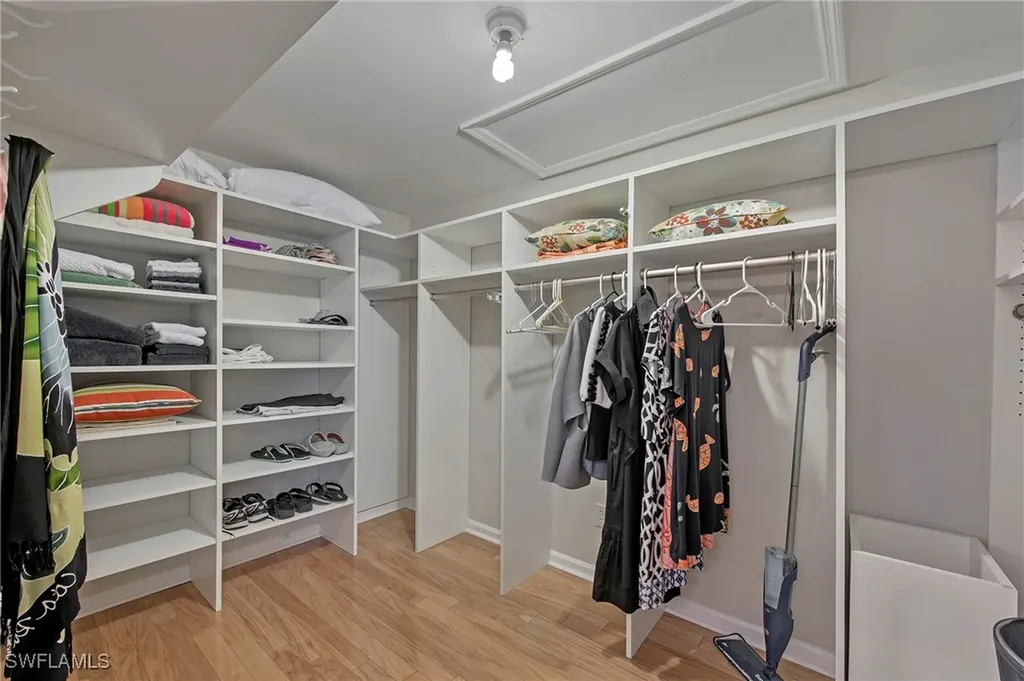 722 10th Avenue S Naples FL 34102
