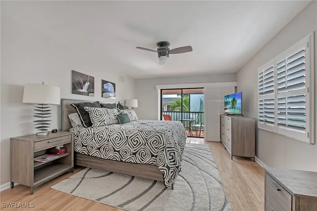 722 10th Avenue S Naples FL 34102