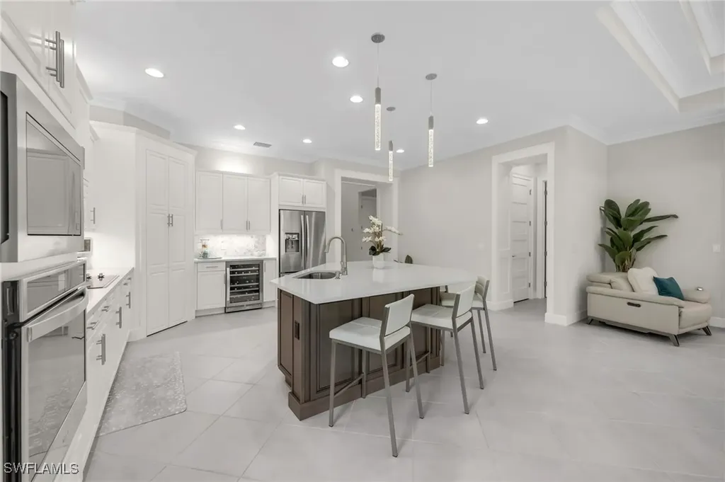 6277 Antigua Way Naples FL 34113