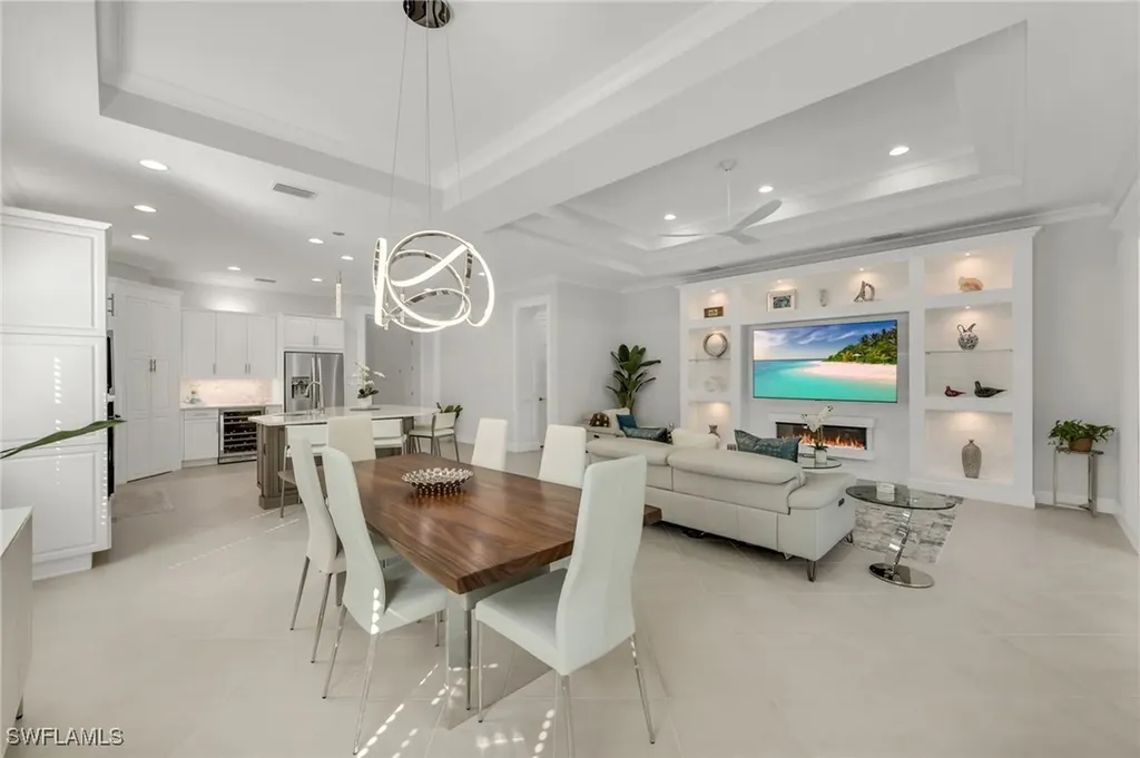 6277 Antigua Way Naples FL 34113