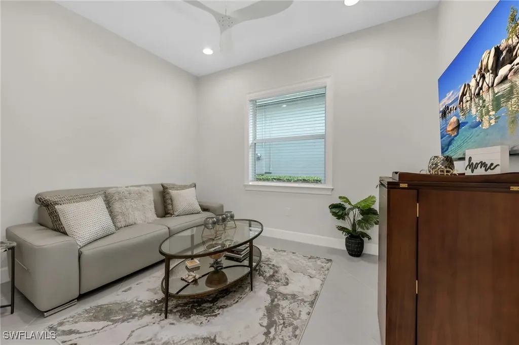 6277 Antigua Way Naples FL 34113