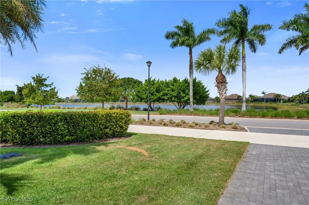 6277 Antigua Way Naples FL 34113