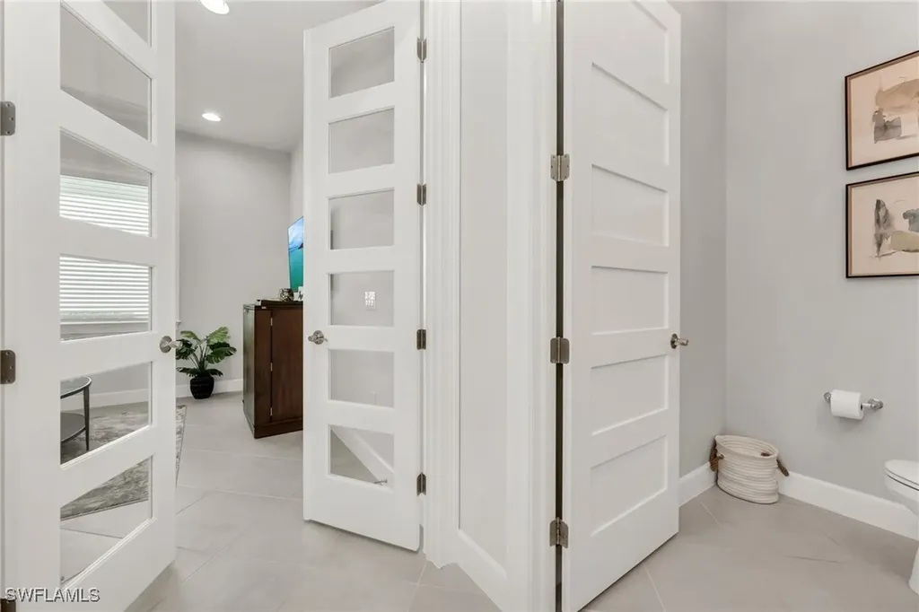 6277 Antigua Way Naples FL 34113
