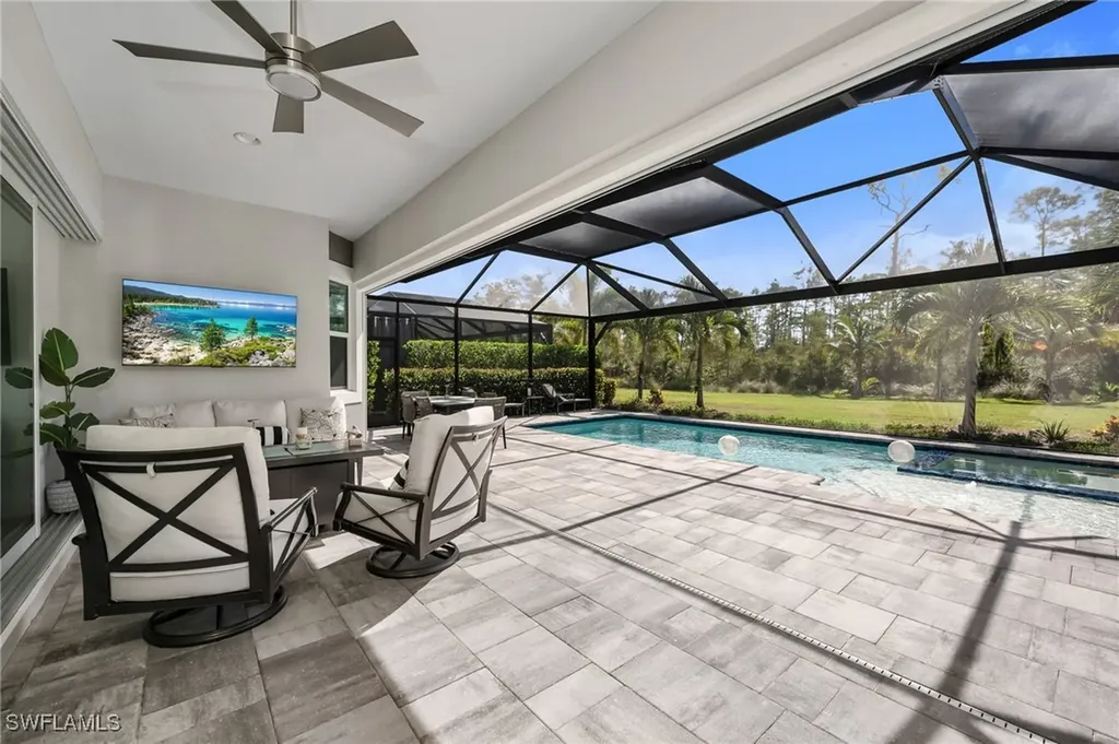 6277 Antigua Way Naples FL 34113