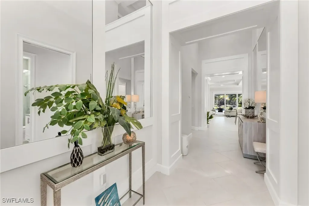 6277 Antigua Way Naples FL 34113