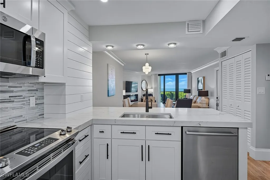 260 Seaview Court Marco Island FL 34145