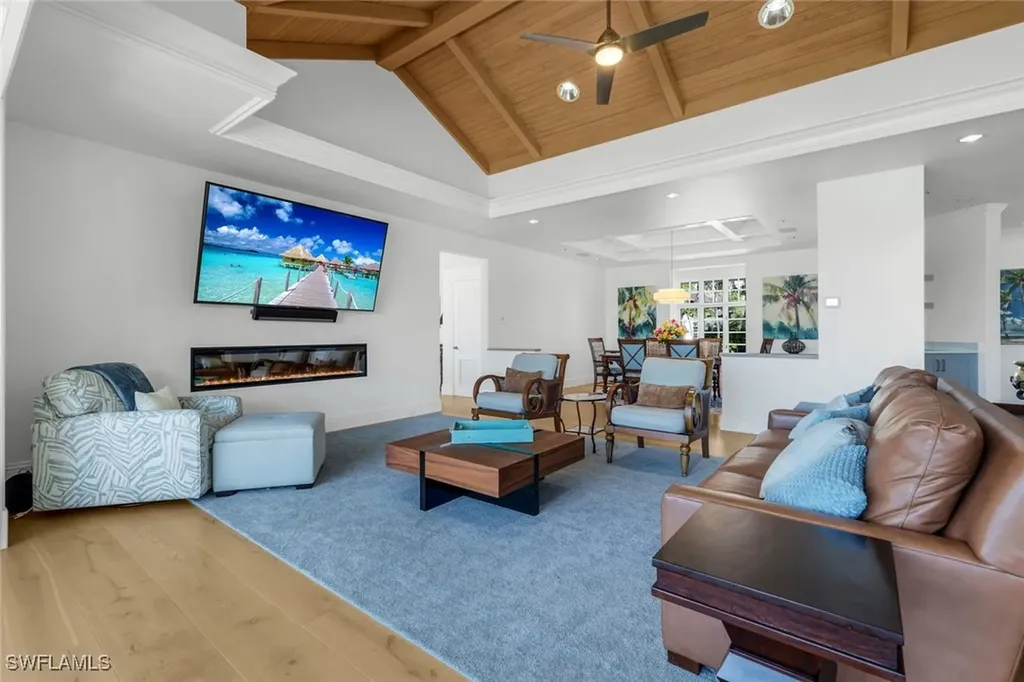 400 Spring Line Drive Naples FL 34102