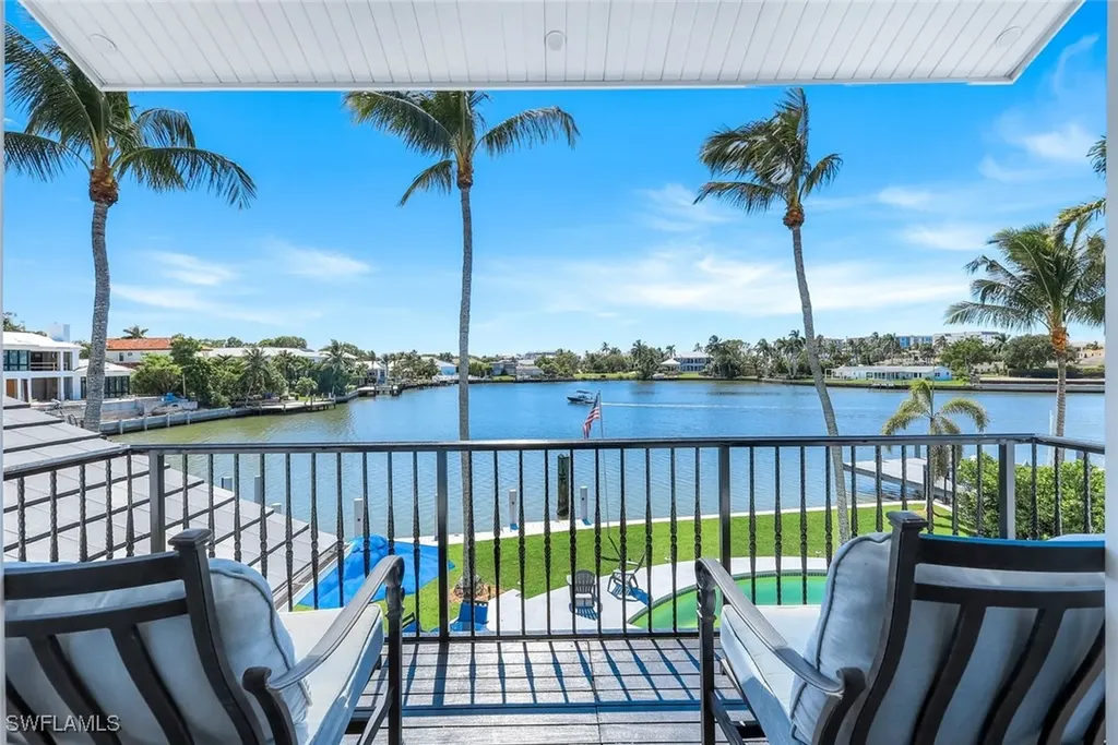 400 Spring Line Drive Naples FL 34102