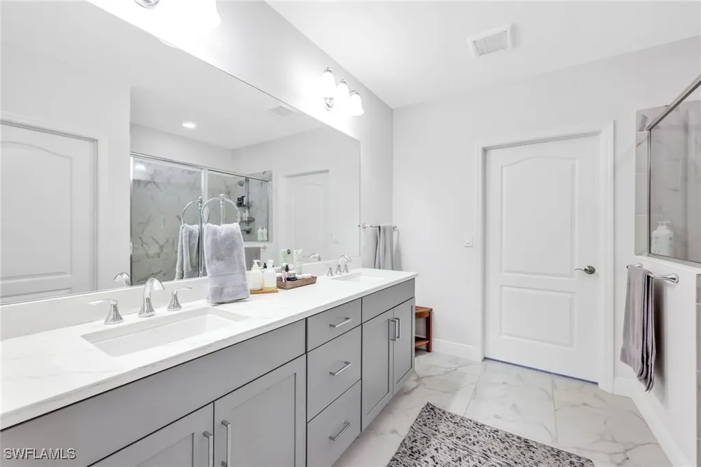6965 Avalon Circle Naples FL 34112