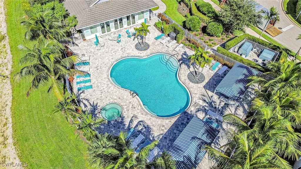 6965 Avalon Circle Naples FL 34112