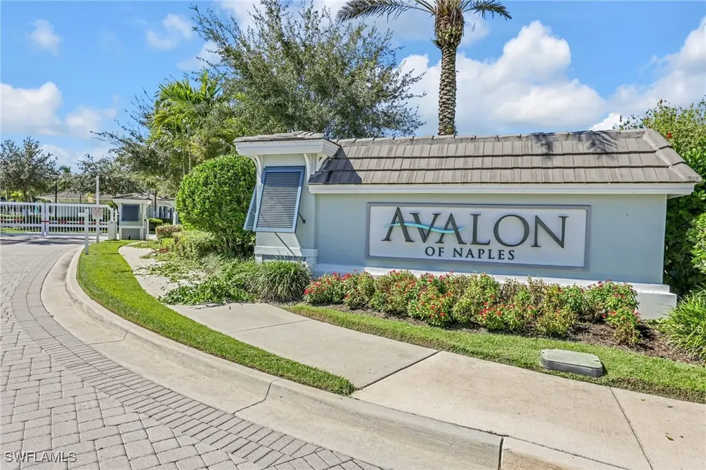 6965 Avalon Circle Naples FL 34112