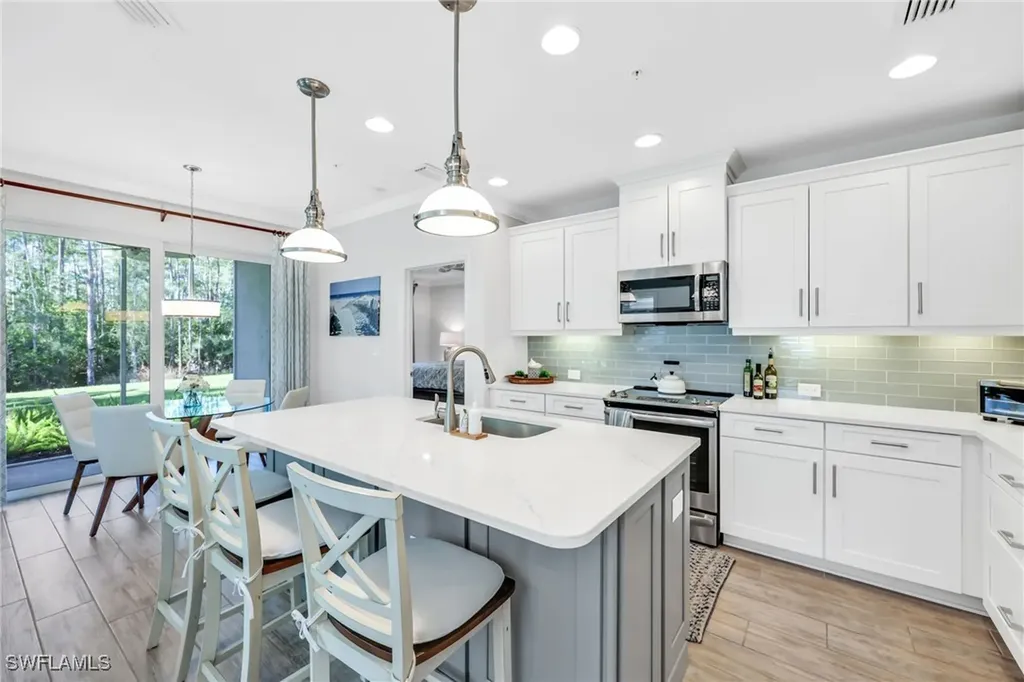 6965 Avalon Circle Naples FL 34112