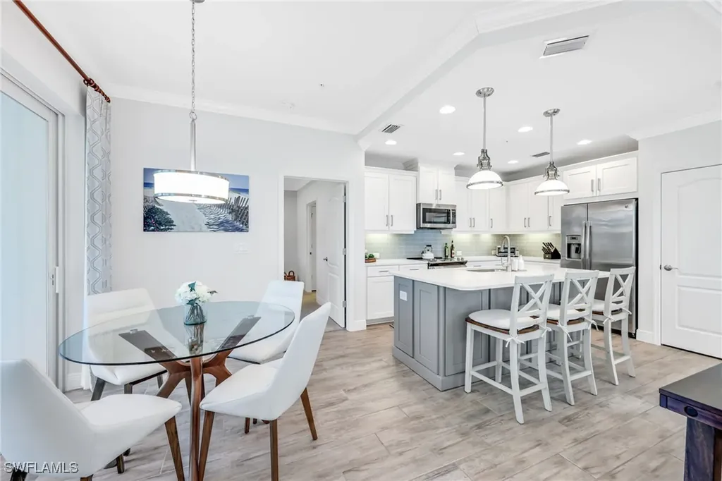 6965 Avalon Circle Naples FL 34112