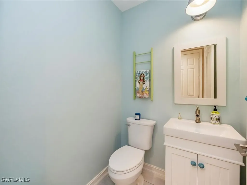 9566 Gulf Shore Drive Naples FL 34108