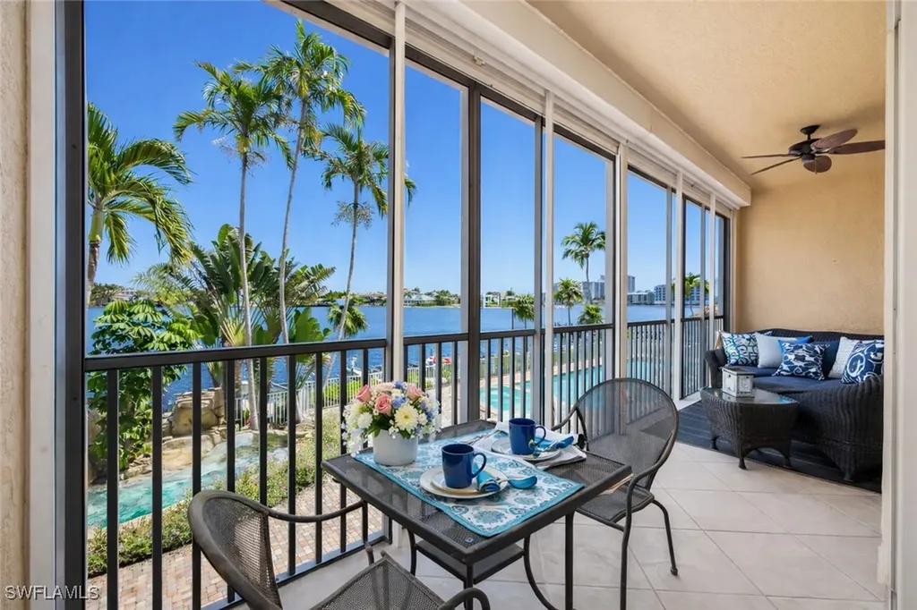 9566 Gulf Shore Drive Naples FL 34108