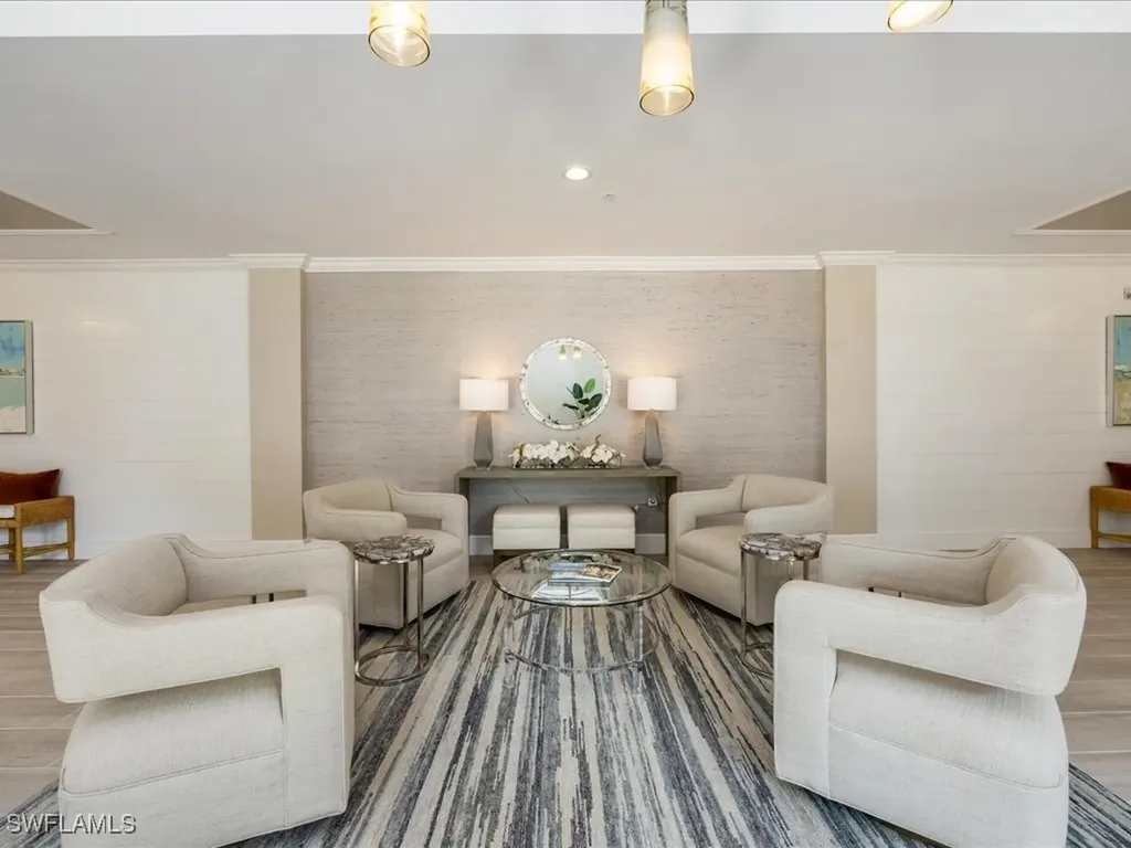 9566 Gulf Shore Drive Naples FL 34108