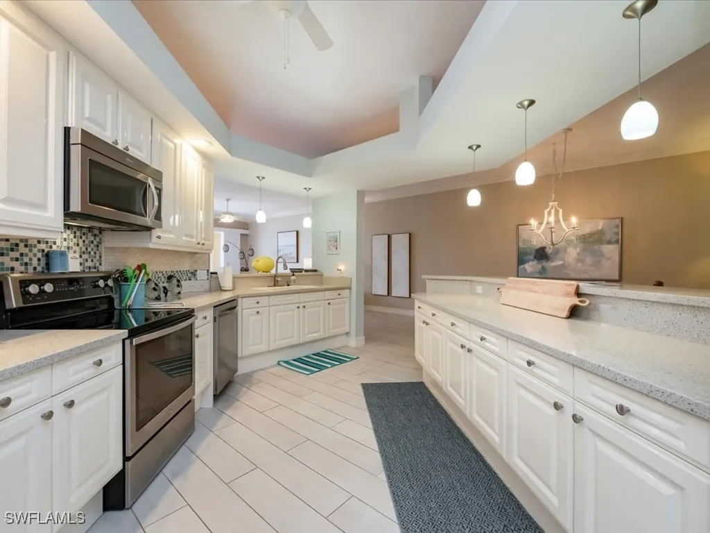 9566 Gulf Shore Drive Naples FL 34108