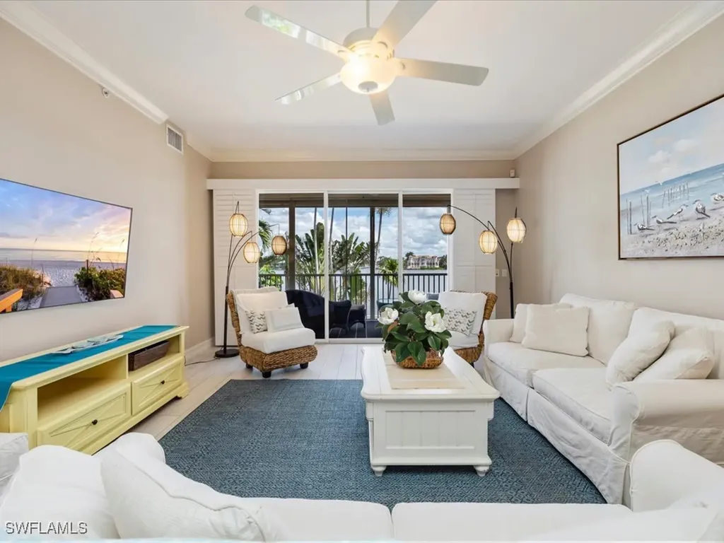 9566 Gulf Shore Drive Naples FL 34108