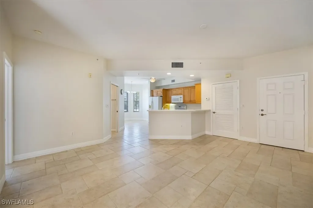 410 Bayfront Place Naples FL 34102