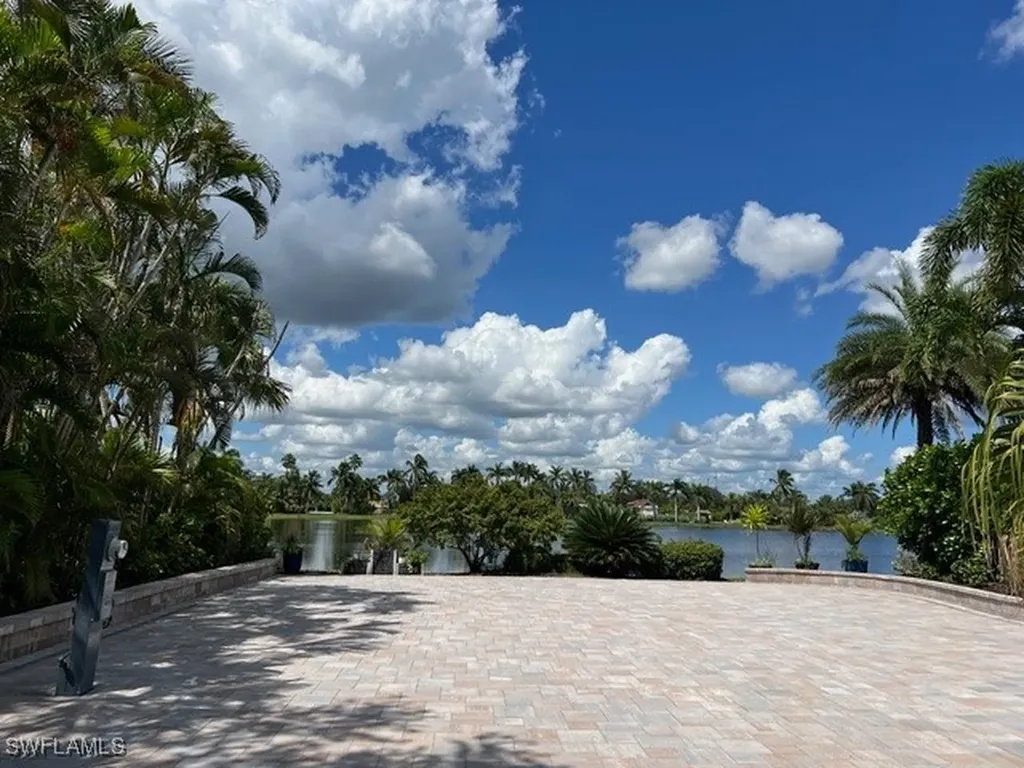 4609 Southern Breeze Drive Naples FL 34114
