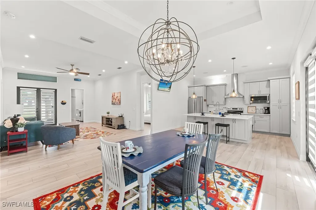110 6th Street NE Naples FL 34120