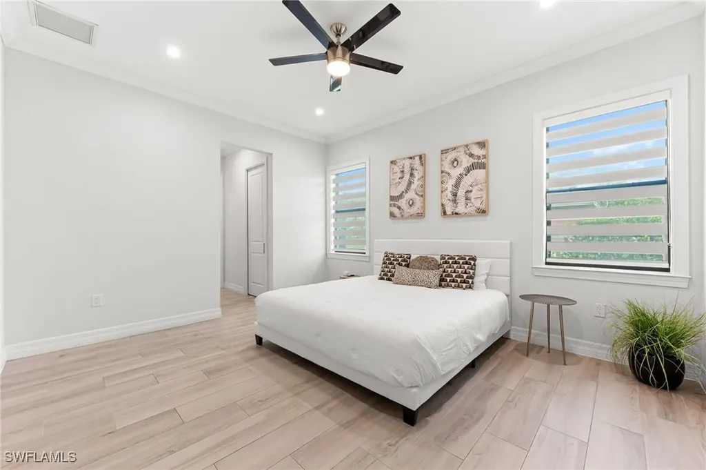 110 6th Street NE Naples FL 34120