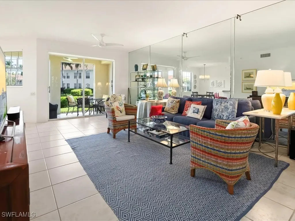 200 L Ambiance Circle Naples FL 34108