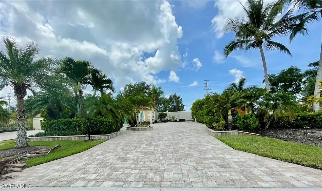 4580 Southern Breeze Drive Naples FL 34114