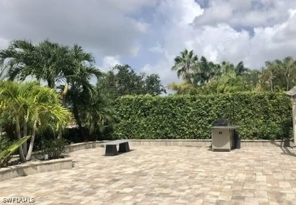 4580 Southern Breeze Drive Naples FL 34114