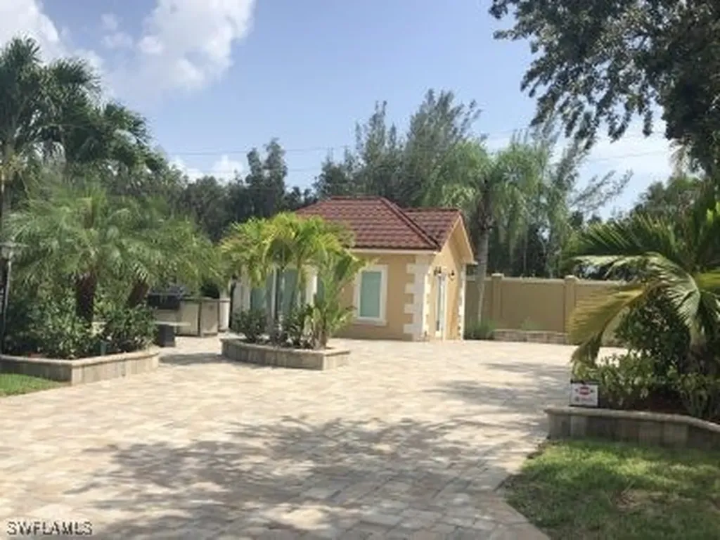 4580 Southern Breeze Drive Naples FL 34114