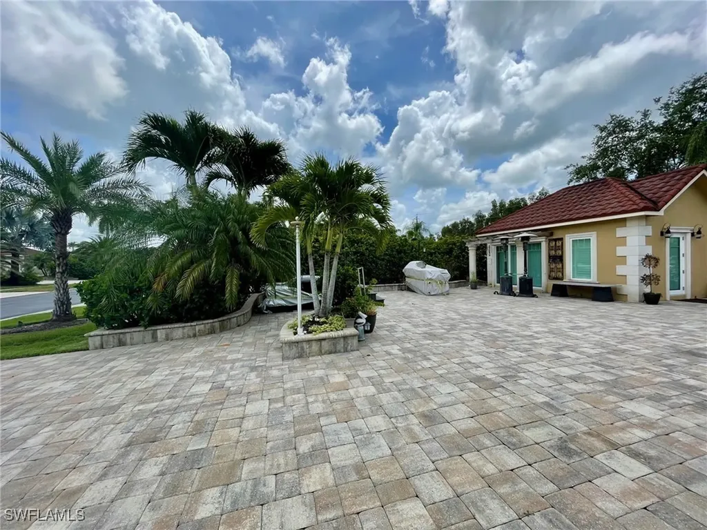 4580 Southern Breeze Drive Naples FL 34114