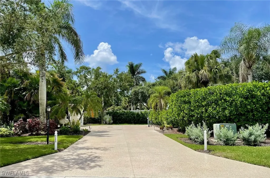 4504 Southern Breeze Drive Naples FL 34114
