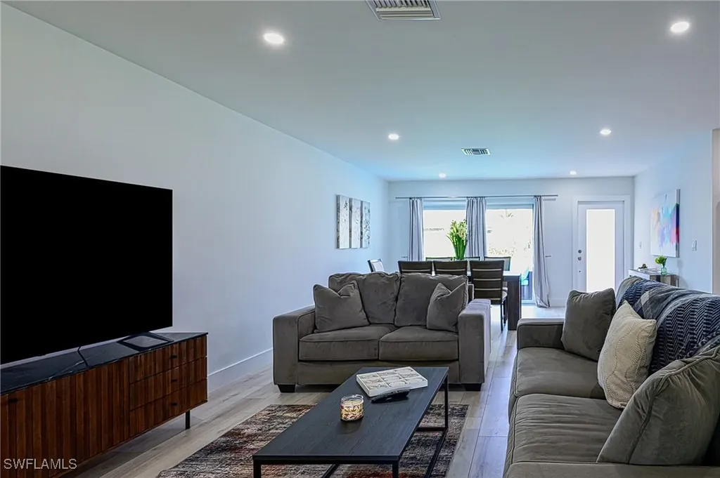 540 102nd Avenue N Naples FL 34108