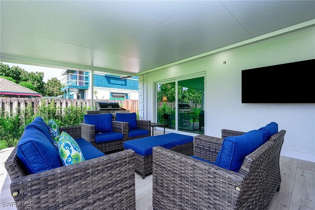 540 102nd Avenue N Naples FL 34108