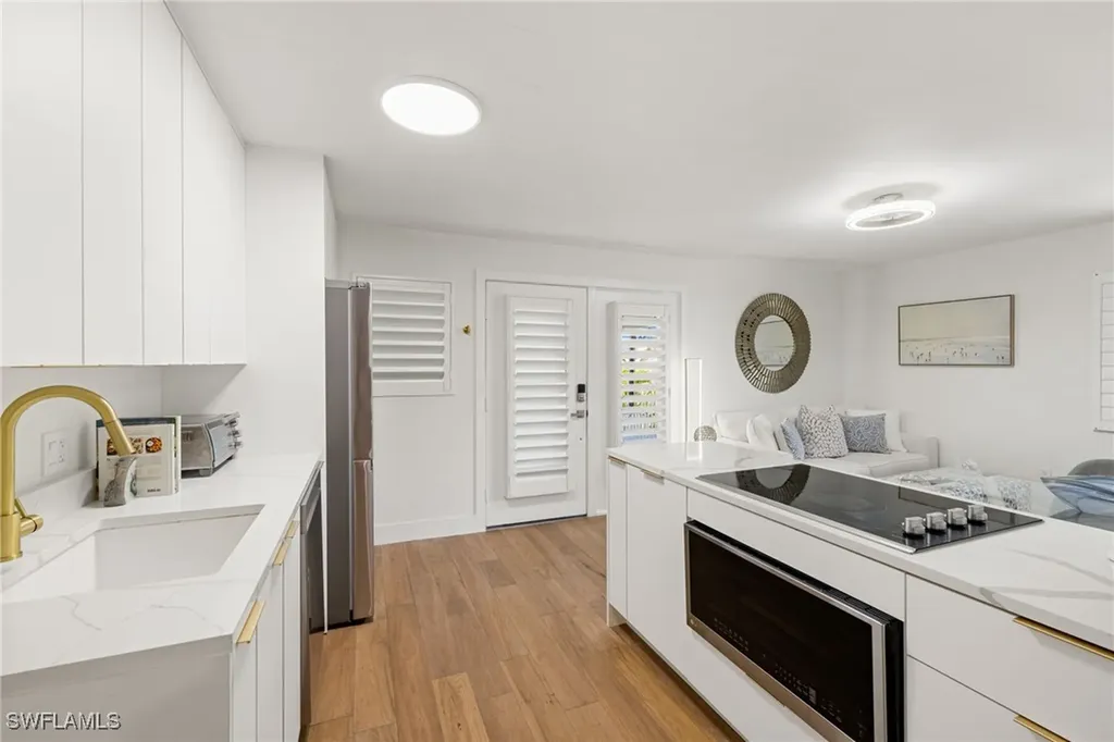 175 Fifth Avenue S Naples FL 34102