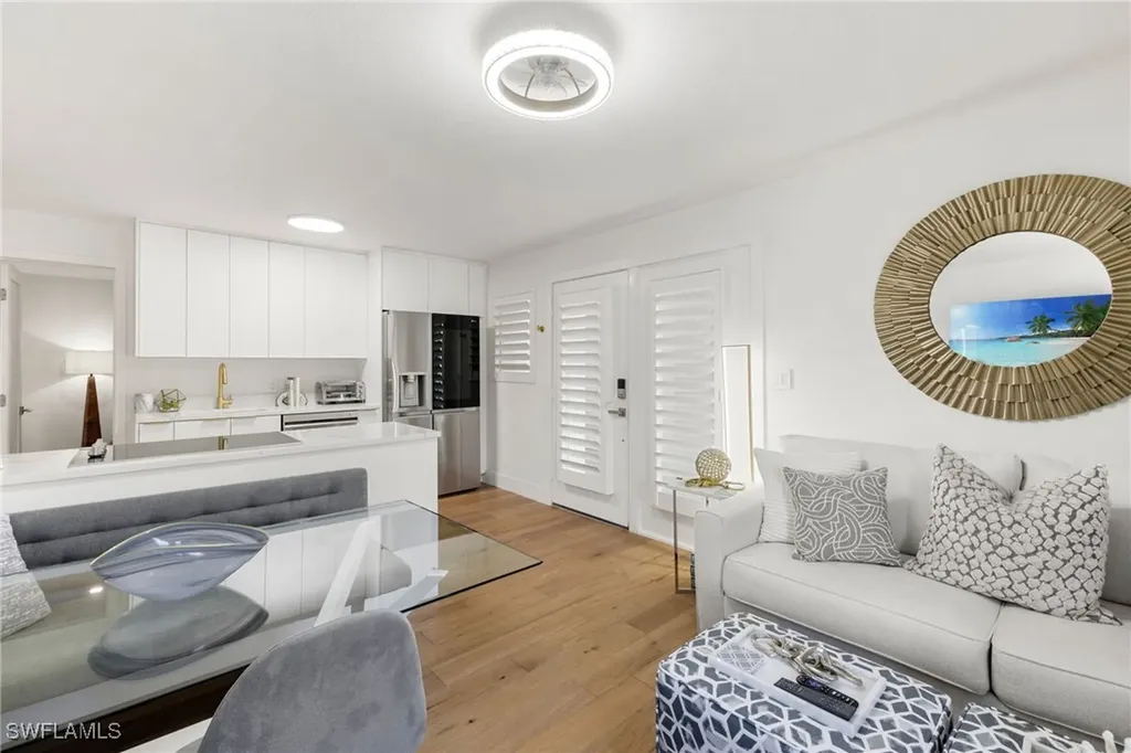 175 Fifth Avenue S Naples FL 34102