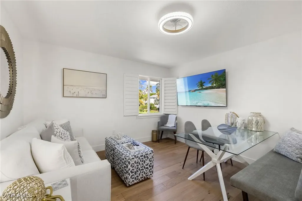 175 Fifth Avenue S Naples FL 34102