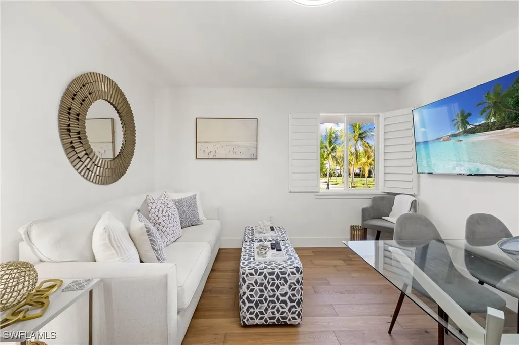 175 Fifth Avenue S Naples FL 34102