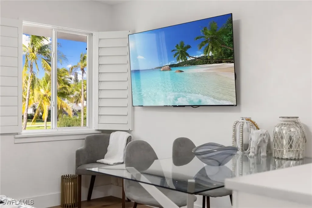 175 Fifth Avenue S Naples FL 34102