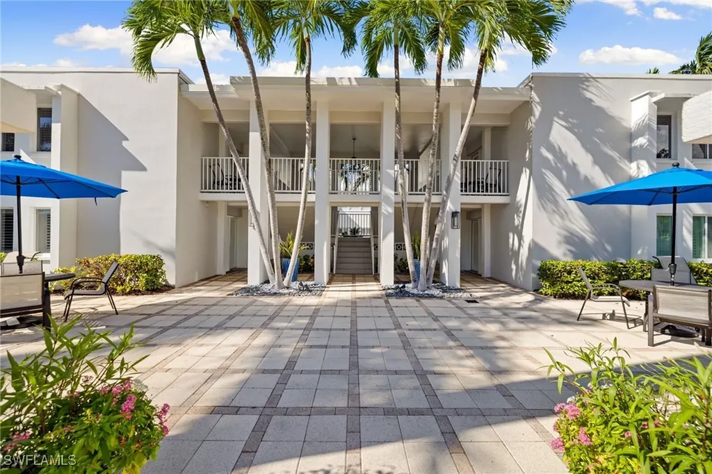 175 Fifth Avenue S Naples FL 34102