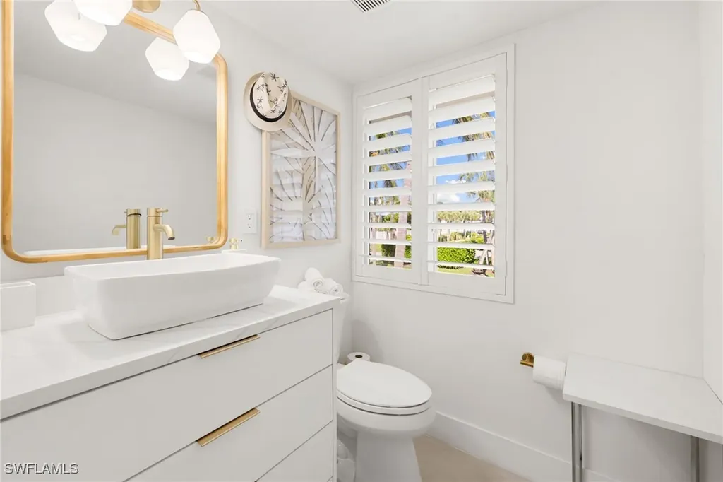 175 Fifth Avenue S Naples FL 34102