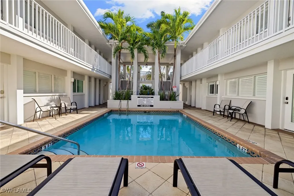 175 Fifth Avenue S Naples FL 34102