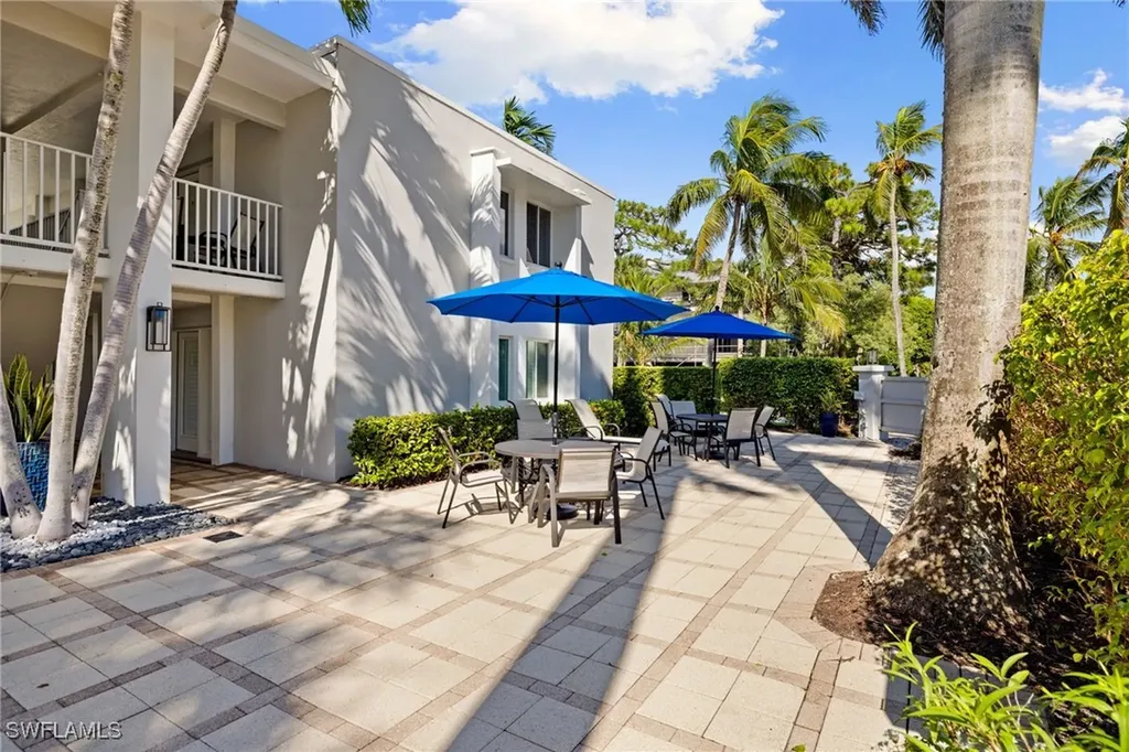 175 Fifth Avenue S Naples FL 34102