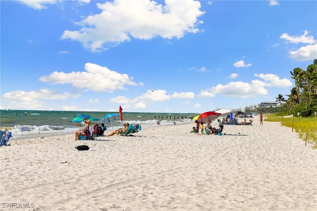 175 Fifth Avenue S Naples FL 34102