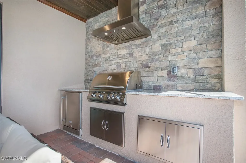 28107 Foxrock Court Bonita Springs FL 34135