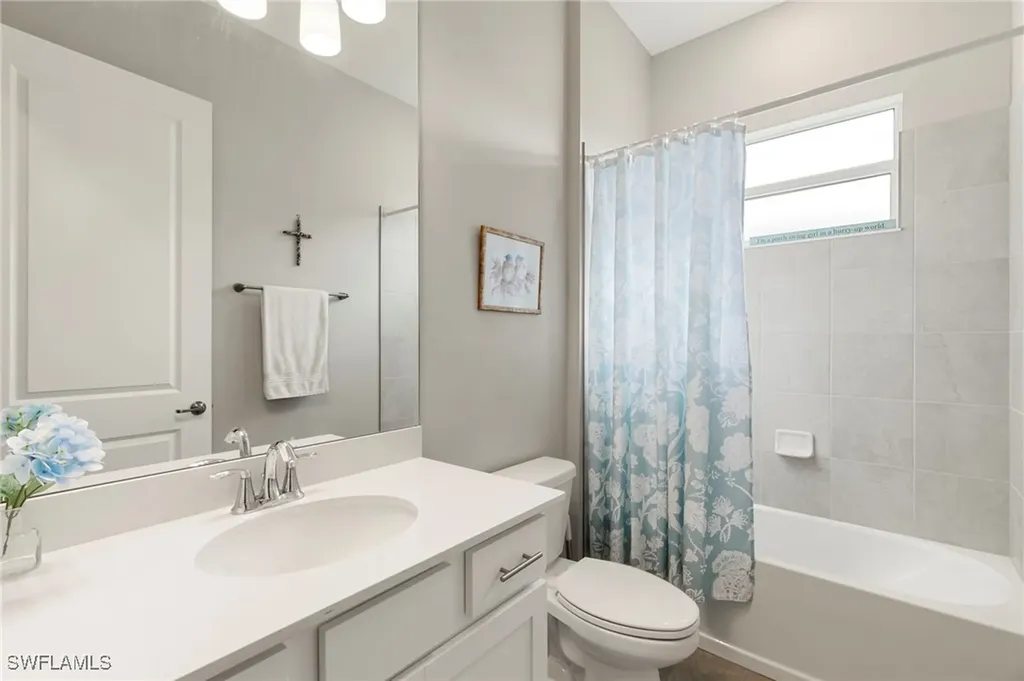 5789 Kingston Place Ave Maria FL 34142