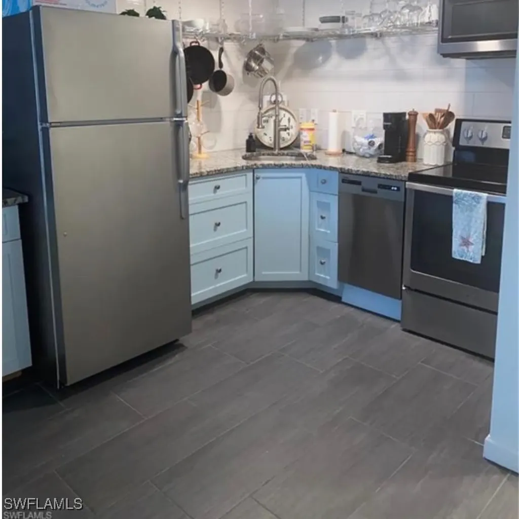 3 Bluebill Avenue Naples FL 34108